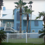 D&C Fence Company Chooses Country Estate for Vinyl Fencing